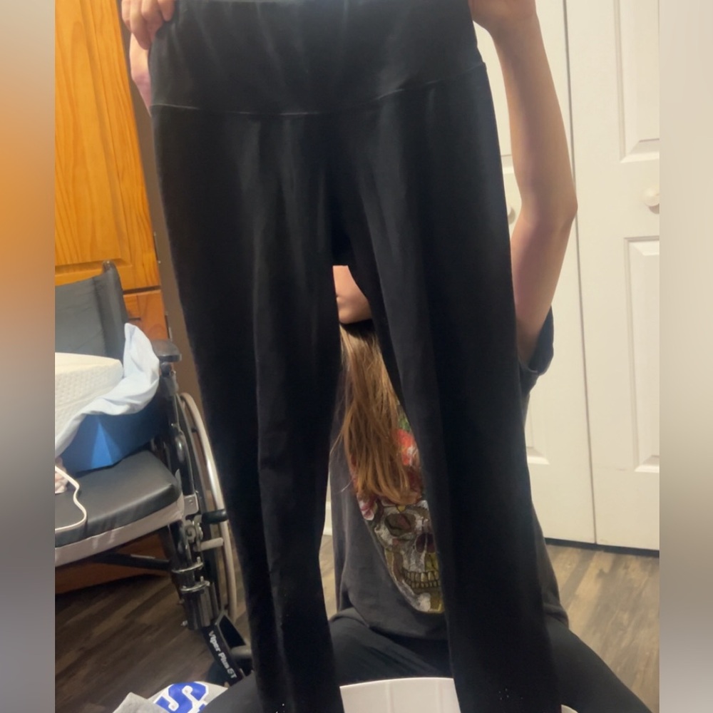 Black athletic legging